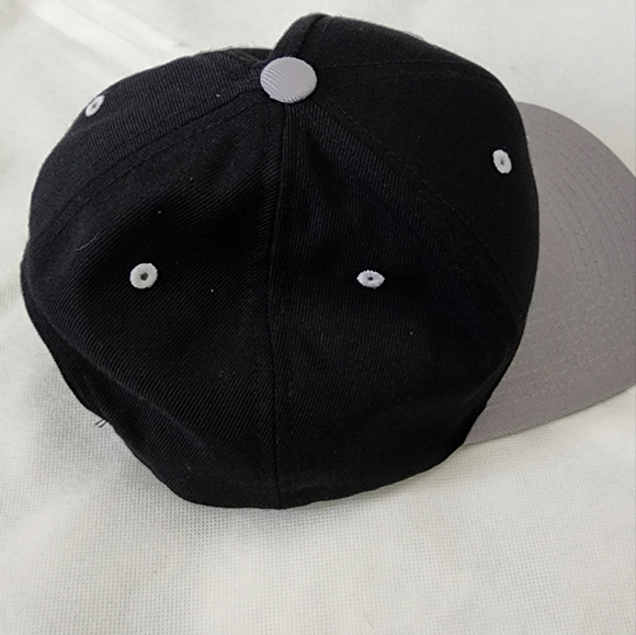 3N Snapback Hat - Picture 4 of 7